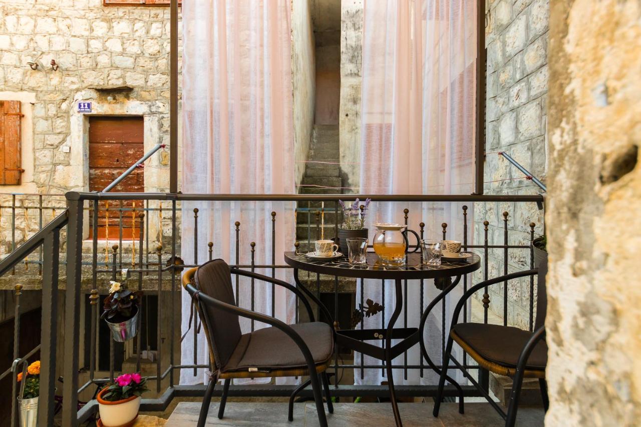 Apartment Vitturina Kastela Exterior photo